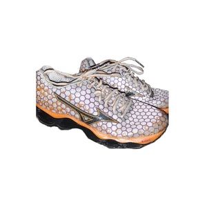 Running Mizuno Shoes